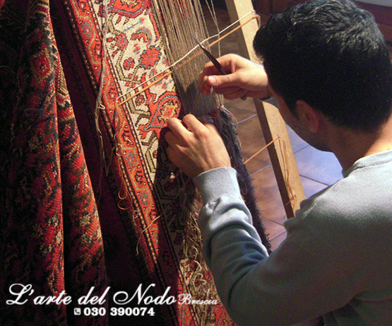 fase riparazione tappeti brescia